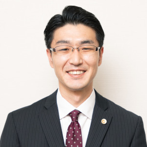 中野雅也弁護士の写真