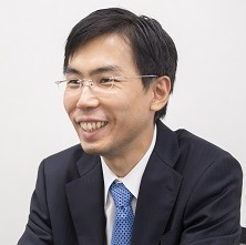 森田芳玄弁護士の写真