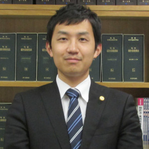 二川伸也弁護士の写真