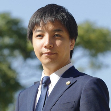 岡本健佑弁護士の写真