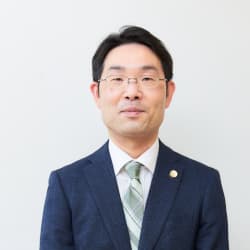 横溝 秀明