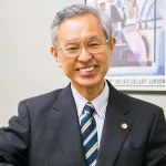 櫻井義夫弁護士の写真