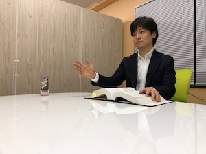 説明している豊田弁護士の画像